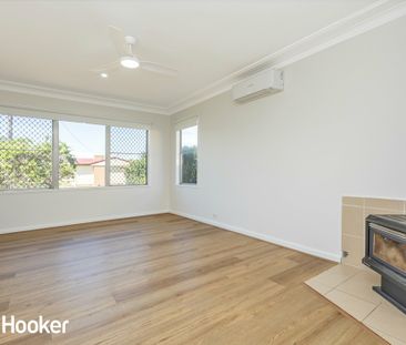 Spacious 3-Bedroom Home with 6-Car Garage in South Tamworth! - Photo 1