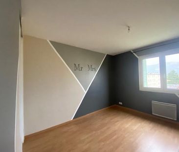 Location Appartement 3 pièces 68m² GUILHERAND GRANGES 07500 - Photo 4