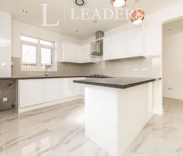 4 bedroom bungalow to rent - Photo 5