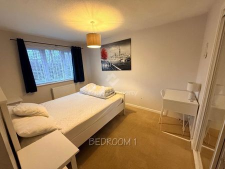 3 bedroom detached house to rent - Photo 4