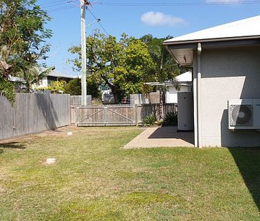 1/46 Howlett Street, Currajong. - Photo 1