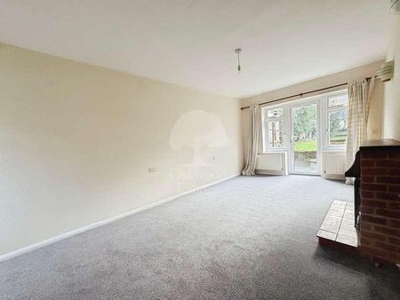 Courtlands, Maidenhead, SL6 - Photo 3