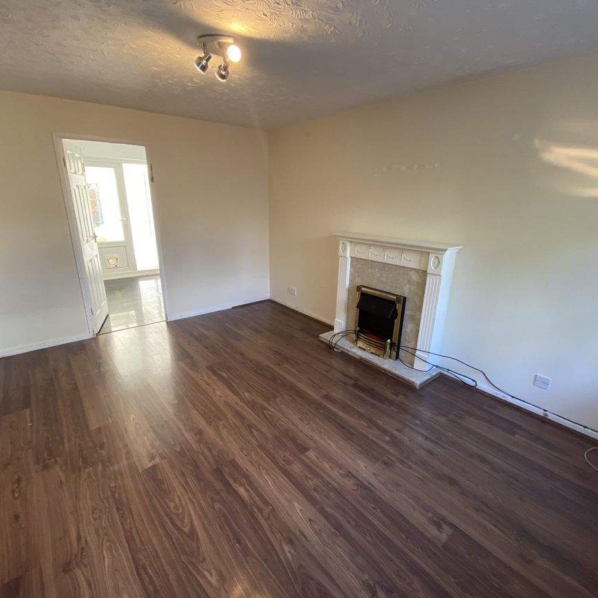 2 bedroom house to rent - Photo 1