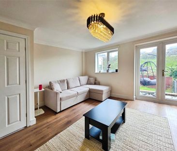 2 bedroom semi-detached house to rent - Photo 4