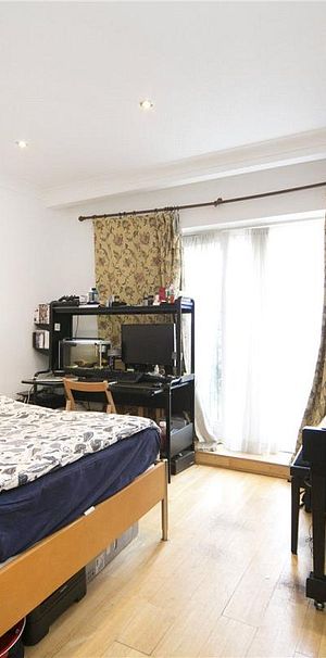 1 bedroom in London - Photo 1