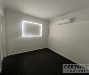 Limited Offer – Modern Ensuite Room in Stylish Co-Living Home, 1 We... - Photo 3