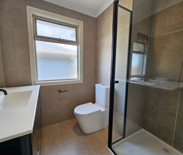 3/7 Holland Court, Oakleigh VIC 3166 - Townhouse For Rent | Domain - Photo 3