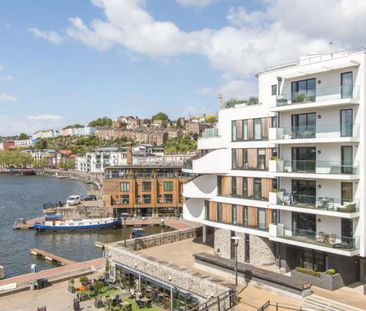 A fantastic property on the harbourside with a modern finish. **Vid... - Photo 1