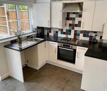 2 bedroom semi-detached house to rent - Photo 1