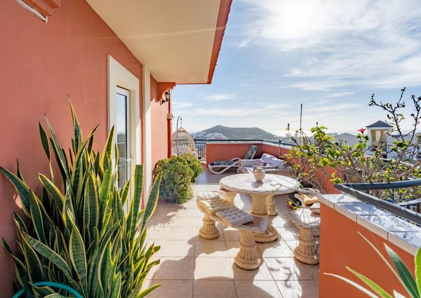 Apartamento con terraza y vistas en Los Cristianos – 0067-04600
