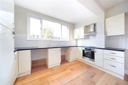 5 bedroom semi-detached house to rent - Photo 2