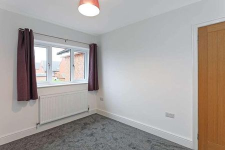 Sunnyside, Tingley, WF3 - Photo 3