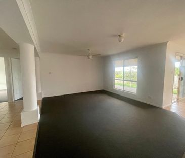 A Pacific Pines Gem - Photo 4