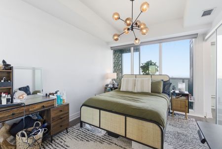 For Lease - 8 The Esplanade Street Unit# 5210, Toronto, Ontario - Photo 2