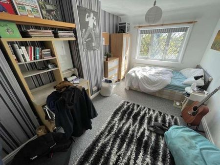 Charter Avenue, Coventry, CV4 - Photo 3