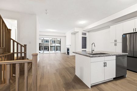 For Lease - 3217 Sixth Line Unit# Unit 1, Oakville, Ontario - Photo 5