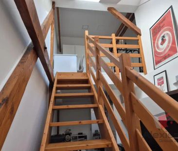 Atypický podkrovní prostor 3+1+galerie 85 m - Photo 2