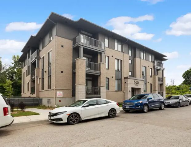 Hillview Apartments | 525, 545 & 555 Recolte Private, Orleans - Photo 1