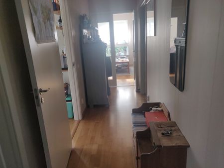 Nils Lövgrens väg, Sköndal - Photo 5