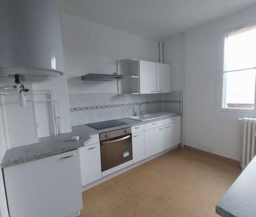 Location Appartement 3 pièces 66m² LE CREUSOT 71200 - Photo 6