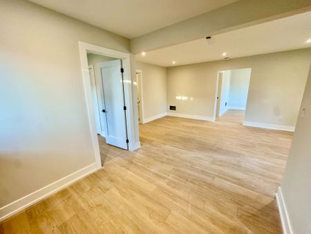 For Lease - 246 Marlborough Street Unit# Unit 1, Brantford, Ontario - Photo 2