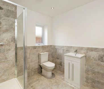 2 bedroom Bungalow To Let - Photo 3