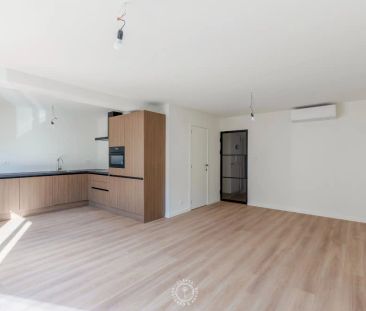 Volledig instap klaar appartement met autostaanplaats - Foto 2