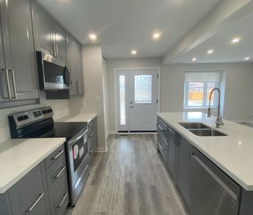 For Lease - 118 Avening Drive, Toronto, Ontario - Photo 4