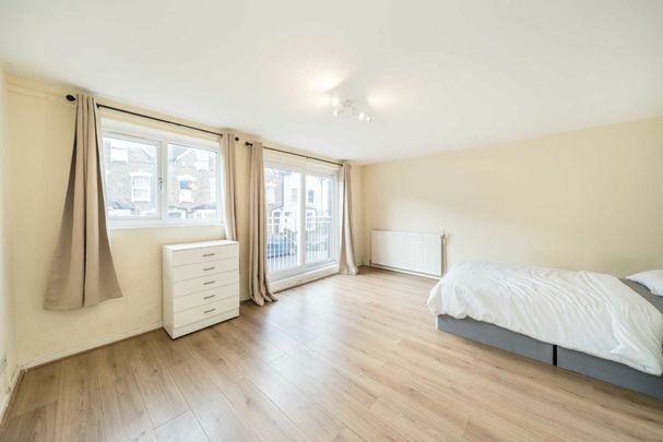 Daleview Road, N15, London - Photo 1