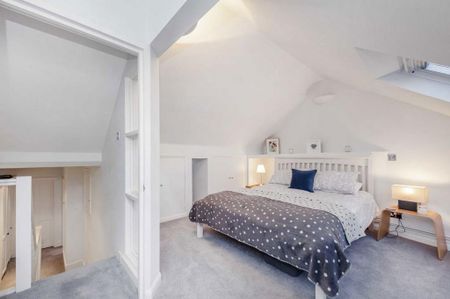 3 bedroom flat to rent - Photo 3