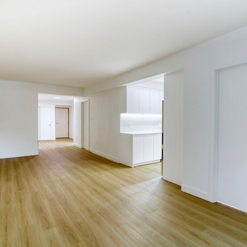 10 Rosemount Avenue - Photo 1