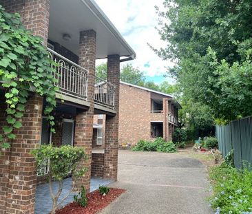 Central East Tamworth location stone throw to the CBD - Photo 6