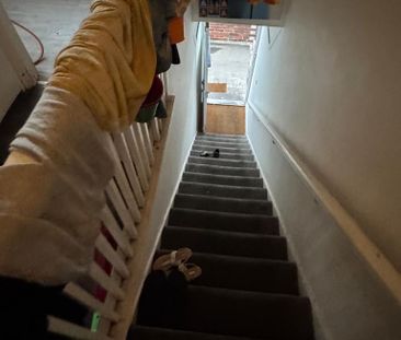 3 bedroom flat to rent - Photo 4