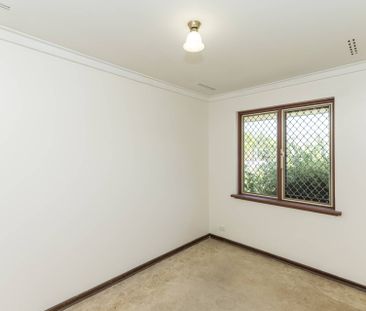 PRIME LOCATION WITH MODERN CONVENIENCE - Photo 4