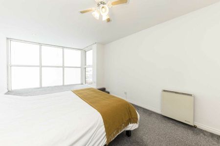 Aldersgate Street, Barbican, EC1A - Photo 2