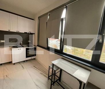 Apartament 3 camere, 2 bai, parcare, Zona Calea Severinului - Fotografie 4