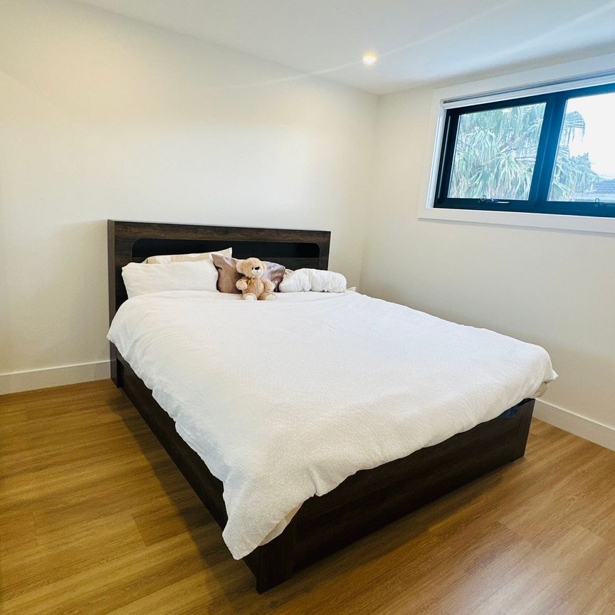 Greystanes - Photo 1