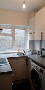 Room in a Shared House, Bayham Street, NW1 - Photo 3