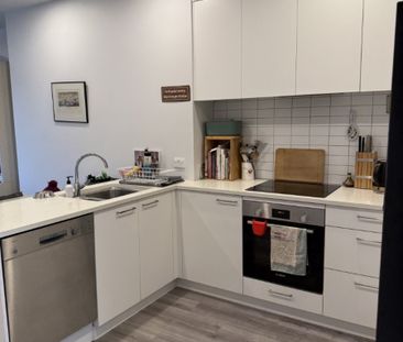 Modern Living in Mount Wellington – Spacious Townhouse - Photo 5