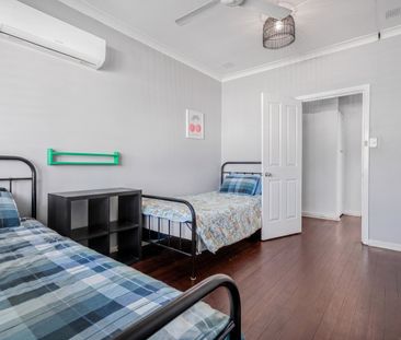 Spacious & Stylish 3-Bedroom Home! - Photo 4