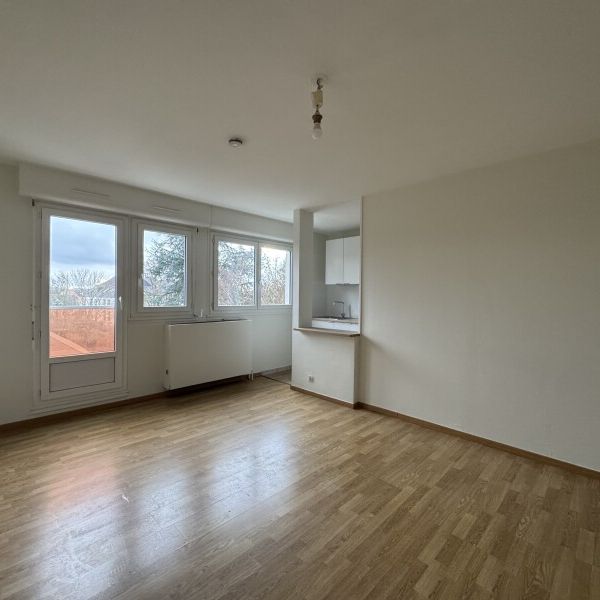 Location Appartement 1 pièce 30m² ORLEANS 45100 - Photo 1