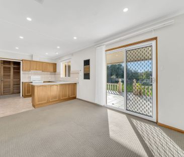 Minutes to the Beach.... - Photo 4