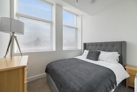 2 bedroom apartment to rent - Photo 4