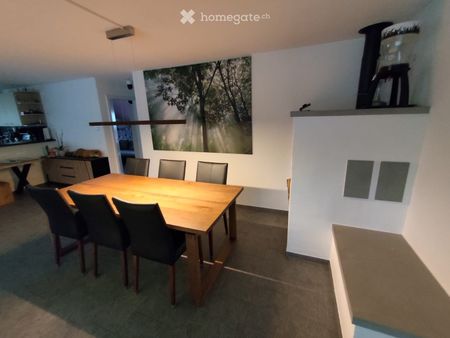 schöne grosse zweistöckige 4.5 Zimmer Wohnung in Kestenholz zu vermieten - Photo 4