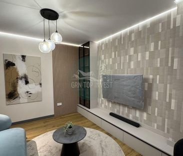 Apartament 2 camere balcon si parcare zona Strand - Fotografie 4