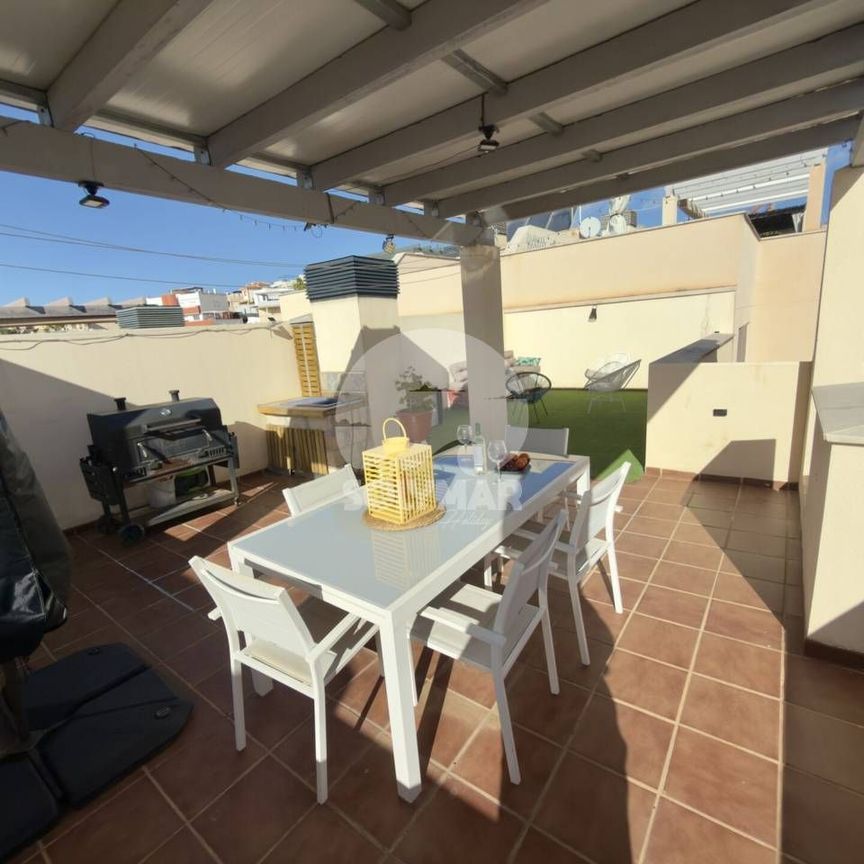 Ático de alquiler en Calle Campo de la Iglesia, Benajarafe - Photo 1