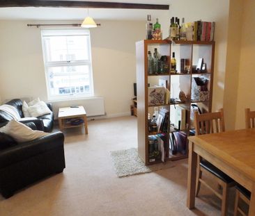 1 bed apartment to rent in The Square, Kenilworth, CV8 - Photo 1