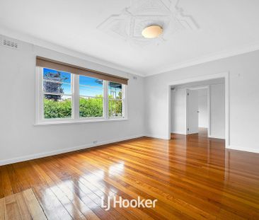 Spacious Family Home in a Convenient Location - Photo 1