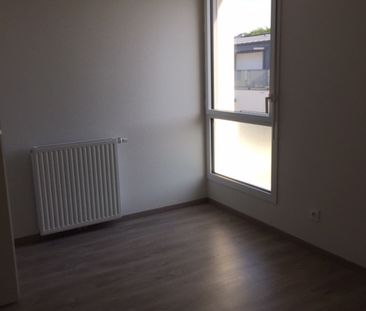 Location Appartement 3 pièces 68m² - Photo 4