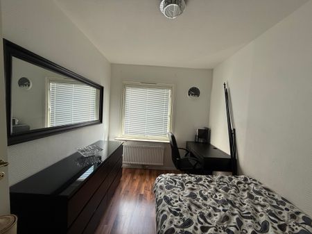 Cederflychts gata, Hisings Backa - Photo 3